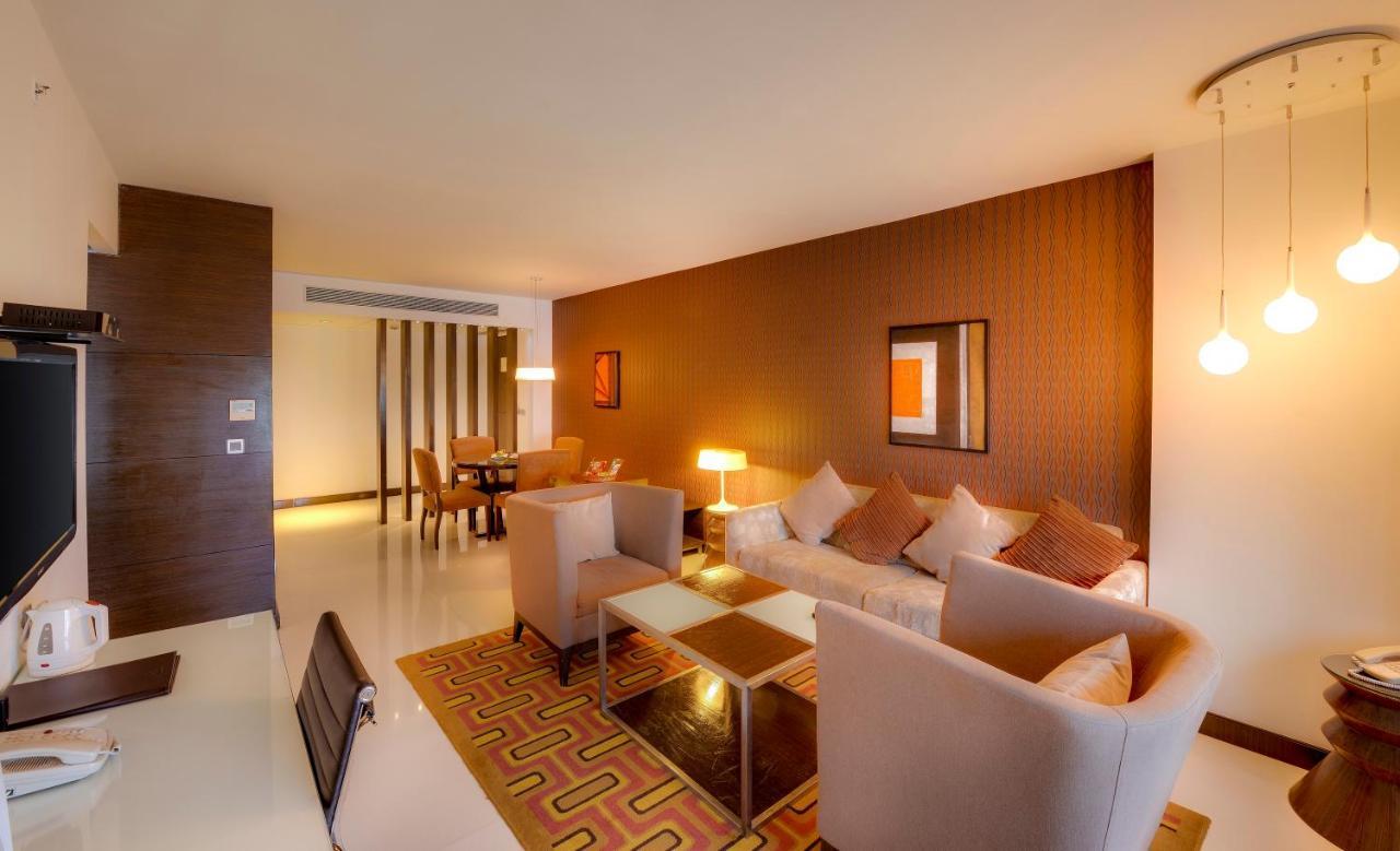The Pride Hotel, Bengaluru Kültér fotó